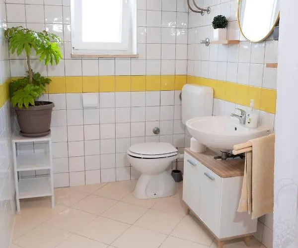 Casa de hóspedes And Vilma 3*